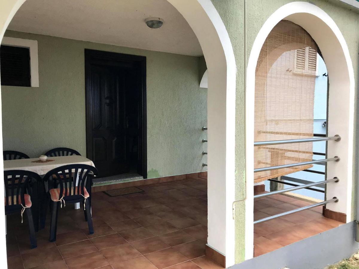 Apartment Misic ريتنا المظهر الخارجي الصورة